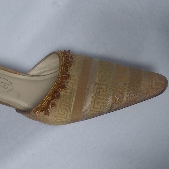 Talbot's mule with beaded trim 2 1/2 inch heel - Picture 4 of 5